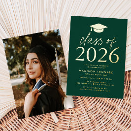 Invitación Con Relieve Metalizado Fiesta de Graduación de la Clase Moderna Verde de 