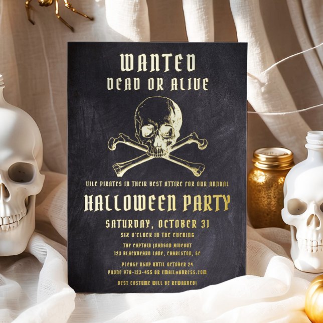 Invitación Con Relieve Metalizado Fiesta de Halloween de los Black Pirate Skull & Bo (Black Pirate Skull & Bones Halloween Party Foil Invitation)