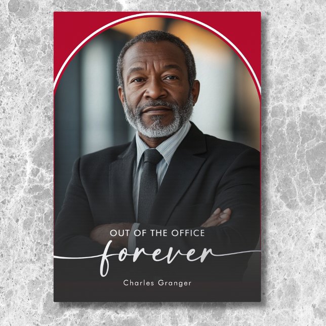 Invitación Con Relieve Metalizado Fiesta de Jubilación Roja Mínima Moderna (Modern Minimal Scarlet Red Retirement Party Foil Invitation)