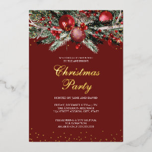 Invitación Con Relieve Metalizado Fiesta de Navidad con follaje dorado y brillo verd