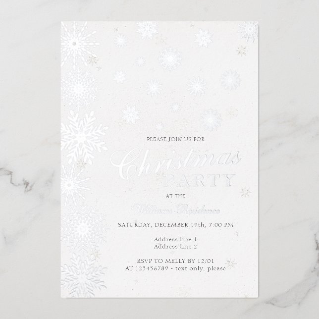 Invitación Con Relieve Metalizado Fiesta de Navidades de invierno blancos con copo d (Anverso)