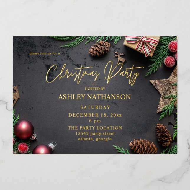 Invitación Con Relieve Metalizado Fiesta de Navidades Rústicos de Renos y Pinos (Anverso)