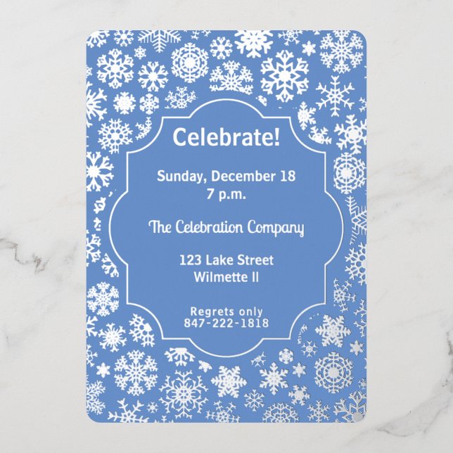 Invitación Con Relieve Metalizado Fiesta de vacaciones de Snowflake (Anverso)