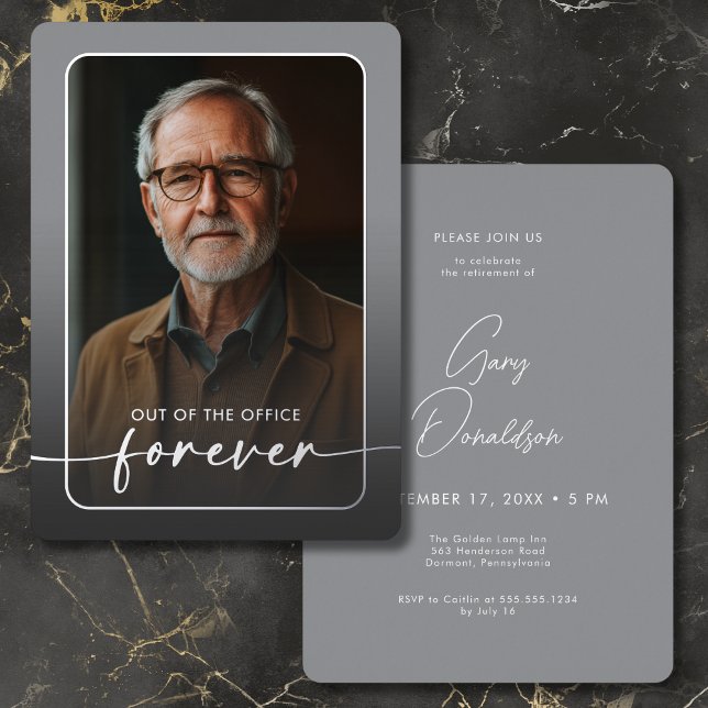 Invitación Con Relieve Metalizado Fiesta moderno de retiro de foto gris mínimo (Modern Minimal Gray Photo Retirement Party Foil Invitation)