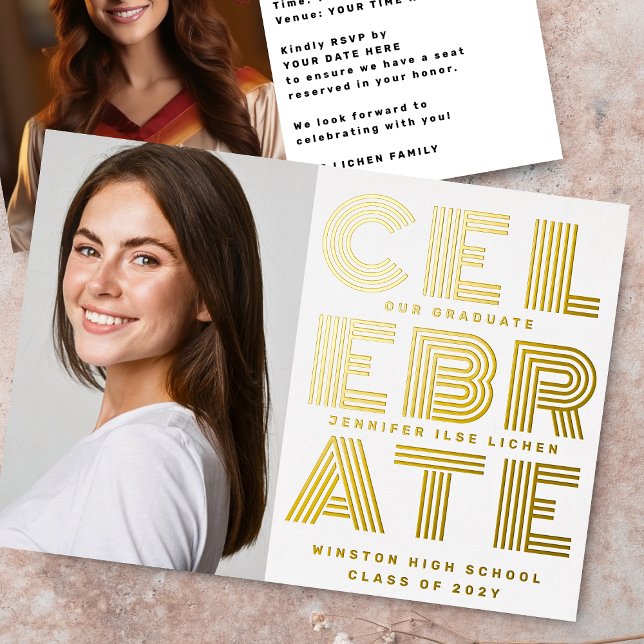 Invitación Con Relieve Metalizado FIESTA MODERNO GRAD | Clase de 2024 dos fotos de o (Subido por el creador)