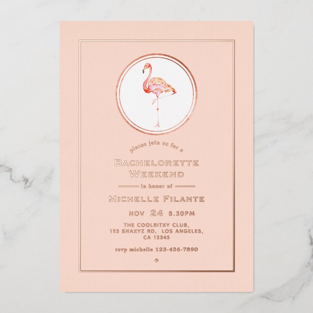 Invitación Con Relieve Metalizado Fin de semana de la Bachelorette Flamingo de Rosa  (Anverso)