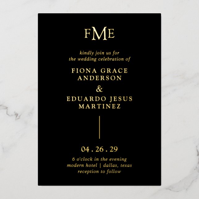 Invitación Con Relieve Metalizado Fiona Black Bold Monograma moderno Boda (Anverso)