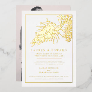 Invitación Con Relieve Metalizado Flor de Grevillea boda oro blanco