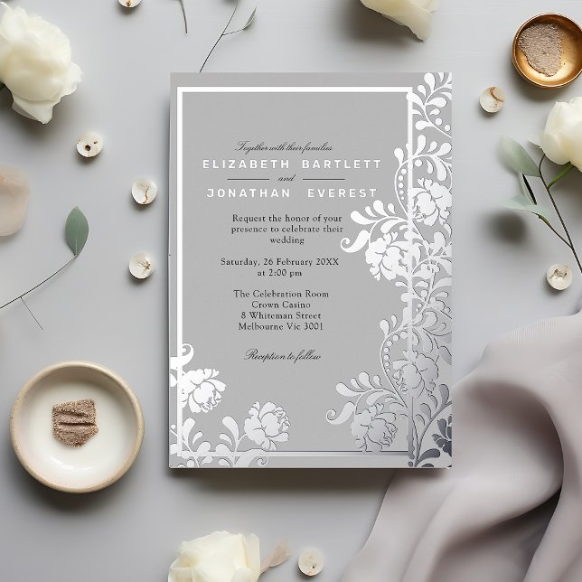 Invitación Con Relieve Metalizado Florales plateados y gris elegante (Subido por el creador)