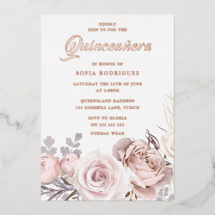 Invitación Con Relieve Metalizado Flores de Blush de Oro Rosa para Fiesta de Quincea