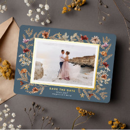 Invitación Con Relieve Metalizado Flores Silvestres Rodean Salva la Fecha