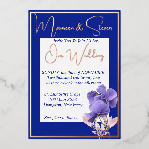 Invitación Con Relieve Metalizado Flores Violetas en Boda Azul Real y Blanco