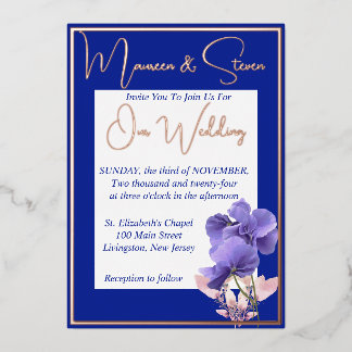 Invitación Con Relieve Metalizado Flores Violetas en Boda Azul Real y Blanco