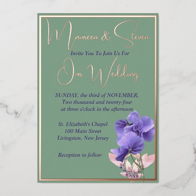 Invitación Con Relieve Metalizado Flores violetas en Boda verde (Anverso)