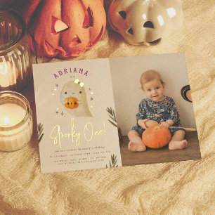 Invitación Con Relieve Metalizado Foil Spooky One Girl Halloween Cumpleaños 1er Foto
