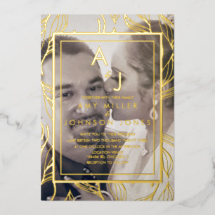 Invitación Con Relieve Metalizado Follaje Botánico Dorado Foto Boda Prensada