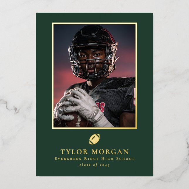 Invitación Con Relieve Metalizado Football Graduation Photo Green Grad Announcement (Anverso)