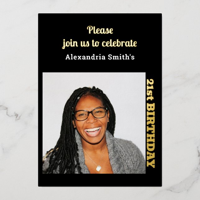 Invitación Con Relieve Metalizado Foto 21º cumpleaños Oro Negro (Anverso)