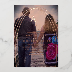 Invitación Con Relieve Metalizado Foto de boda con borde múltiple arqueado prensada