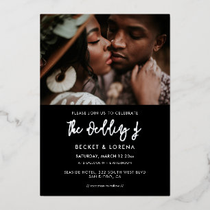 Invitación Con Relieve Metalizado Foto de boda moderna contemporánea en negro y plat