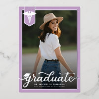 Foto de graduación de estudiante de medicina moder