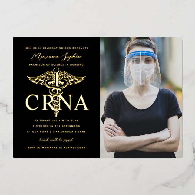 Invitación Con Relieve Metalizado Foto de oro de Enfermería de graduación de CRNA (Anverso)