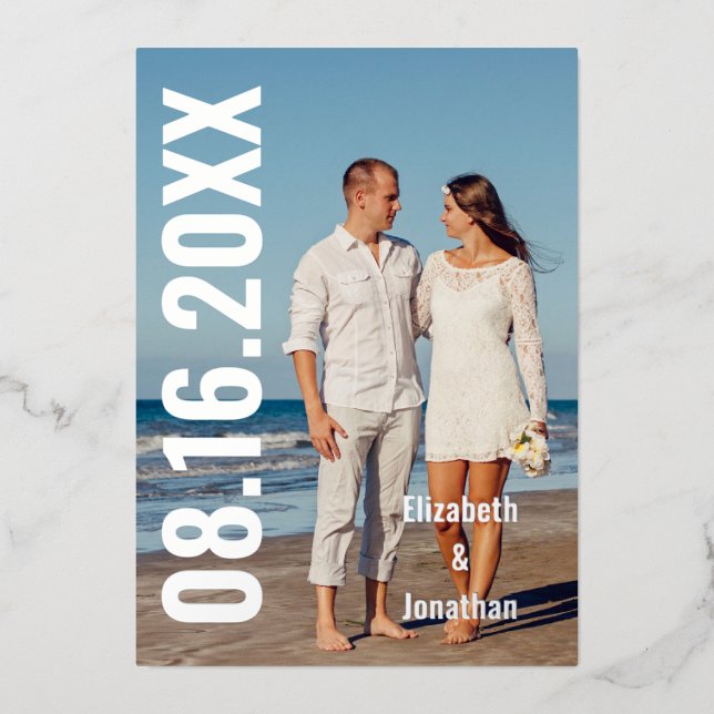 Invitación Con Relieve Metalizado Foto moderna Salven la fecha (Anverso)