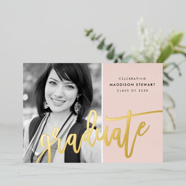 Invitación Con Relieve Metalizado Fotografía de GRAD de 2024 caligrafía moderna de o (Anverso de pie)