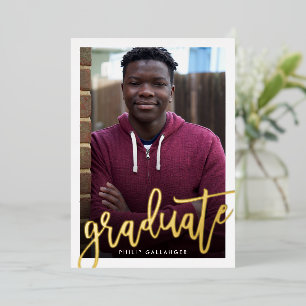 Invitación Con Relieve Metalizado Fotos de GRADUATE 2025 estilo sencillo y moderno o