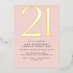 Invitación Con Relieve Metalizado Girly Rubor Pink & Gold | Cumpleaños 21 de las muj<br><div class="desc">Invitaciones de 21 años de estilo moderno con un gran título "50" en Relieve metalizado metálico real. Los detalles del evento se imprimen a continuación en un texto negro mate. El oro acentúa sobre una rosa clara femenina.</div>