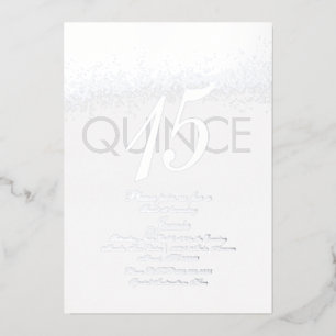 Invitación Con Relieve Metalizado Glitter Plateado Prensado con Monograma Quince