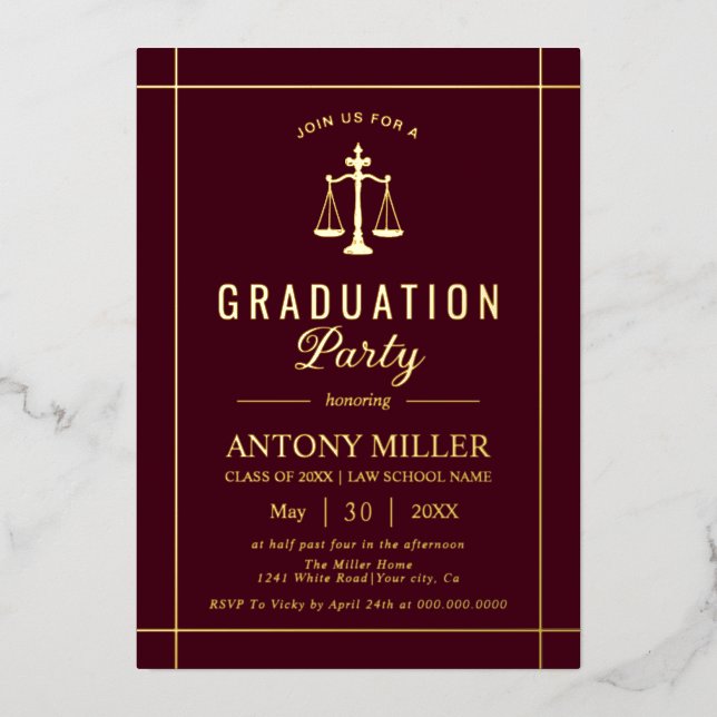 Invitación Con Relieve Metalizado Gold burgundy law school graduation Class Of 2026  (Anverso)