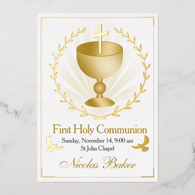 Invitación Con Relieve Metalizado Gold Foil Chalice First Holy Communion Invitation (Anverso)