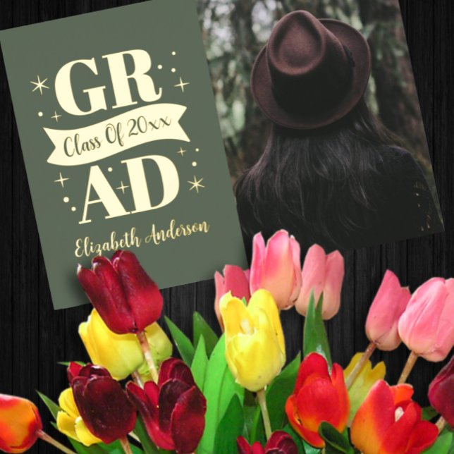 Invitación Con Relieve Metalizado Gold & White Graduation Announcement (Subido por el creador)