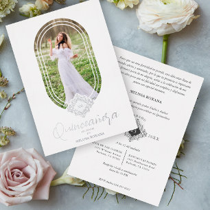 Invitación Con Relieve Metalizado Gorgeous Real Oval Silver Spanish Quinceañera