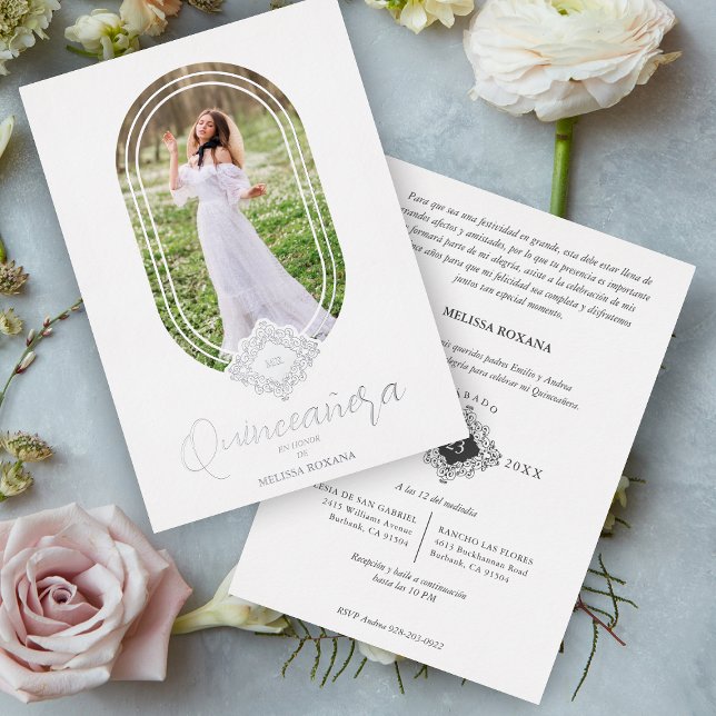 Invitación Con Relieve Metalizado Gorgeous Real Oval Silver Spanish Quinceañera (Subido por el creador)