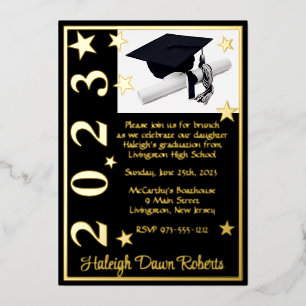 Invitación Con Relieve Metalizado Gorra, Diploma y Estrellas, Graduación Negra y Dor