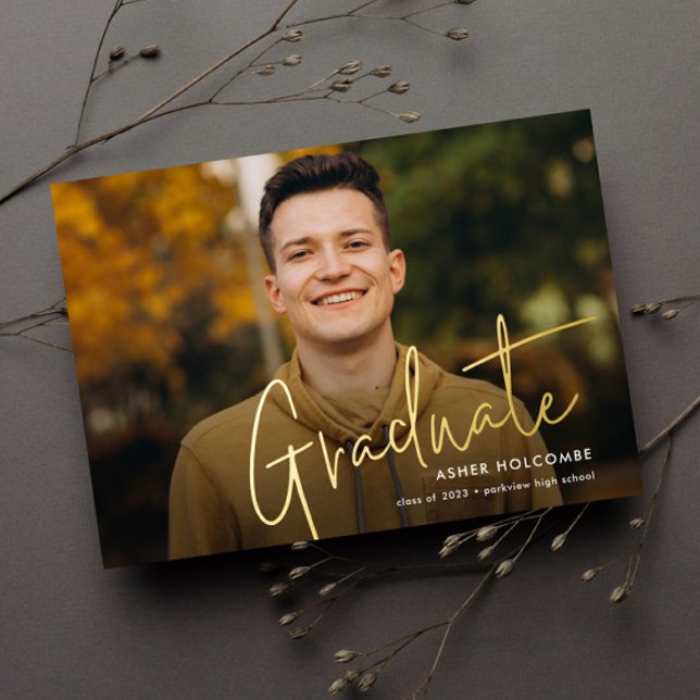 Invitación Con Relieve Metalizado Graduación de escritura moderna Graduación de foto (Subido por el creador)