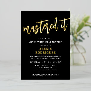 Invitación Con Relieve Metalizado Graduación de Maestría Moderna Dominada