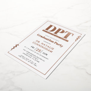 Invitación Con Relieve Metalizado Graduación de Terapia Física Moderna DPT
