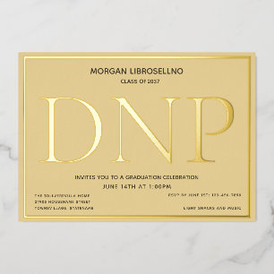 Invitación Con Relieve Metalizado Graduación DNP de Tan Gold