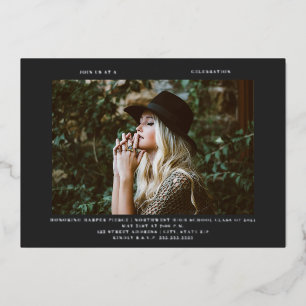 Invitación Con Relieve Metalizado Graduación Foto Línea Arte Gris Oscuro