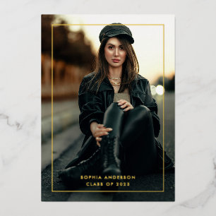 Invitación Con Relieve Metalizado Graduación moderna de borde de marco dorado mínimo