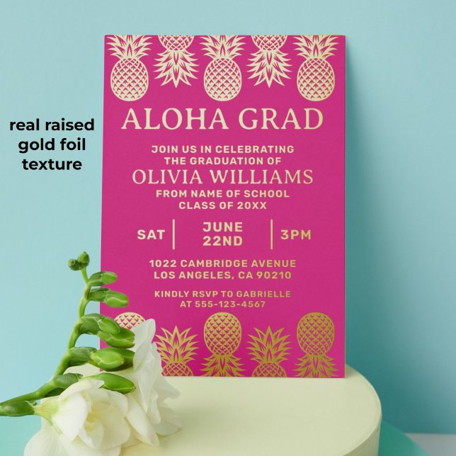 Invitación Con Relieve Metalizado Graduación Pineapple tropical Luau Rosa (Tropical pineapple graduation invitation with gold foil raised texture)