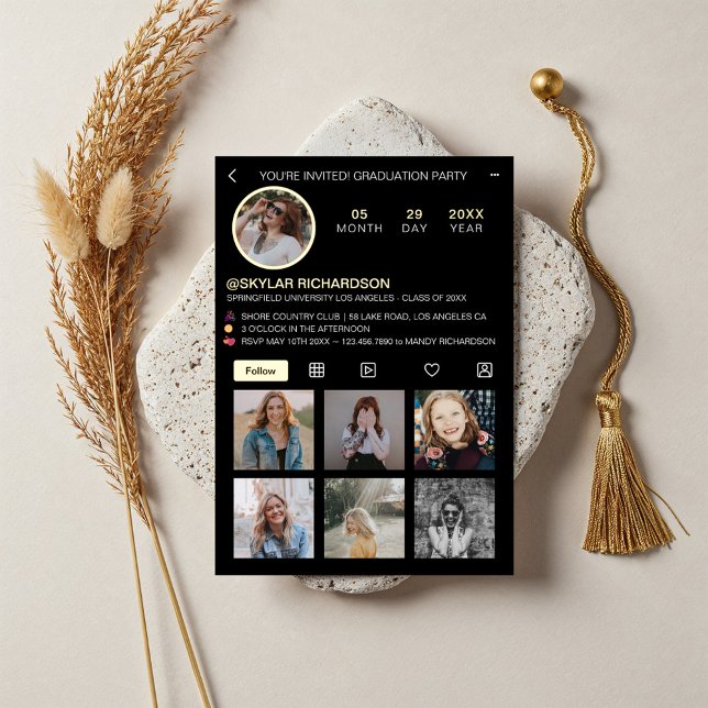 Invitación Con Relieve Metalizado Graduado Fiesta de Grado de Medios Sociales en Ins (Graduate Fun Instagram Social Media Grad Party Foil Invitation)