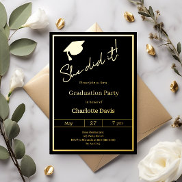 Invitación Con Relieve Metalizado Graduation party black gold luxury She did it