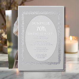Invitación Con Relieve Metalizado Gris plateado 70.º cumpleaños sorpresa Personaliza
