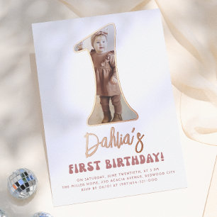 Invitación Con Relieve Metalizado Groovy brillante foto rosa retro primer cumpleaños