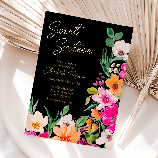 Invitación Con Relieve Metalizado Guión de flores silvestres brillantes Sweet 16 (Bright bold wild flowers script Sweet 16 Foil Invitation)