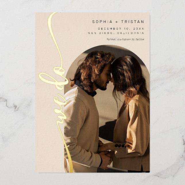 Invitación Con Relieve Metalizado Hacemos foto de Boho Arch Beige vertical Salven la (Anverso)